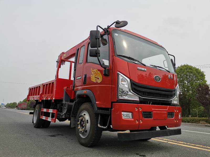 重汽豪曼隨車吊（4-4.2米貨廂）
